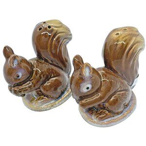Vintage Squirrel Ceramic Salt & Pepper Shakers Brown